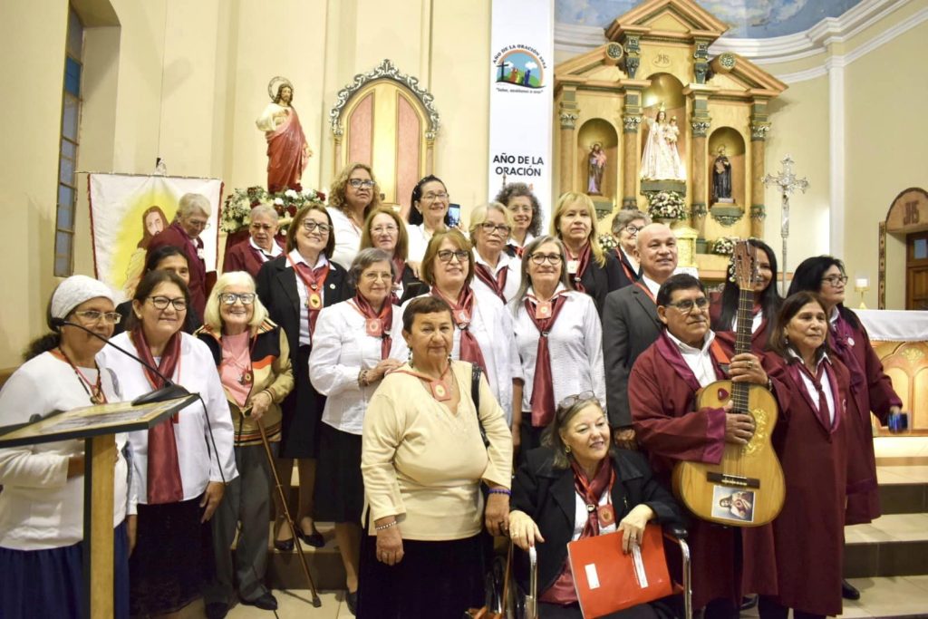 Cofradía del Sagrado Corazón de Jesús y la Virgen del Carmen